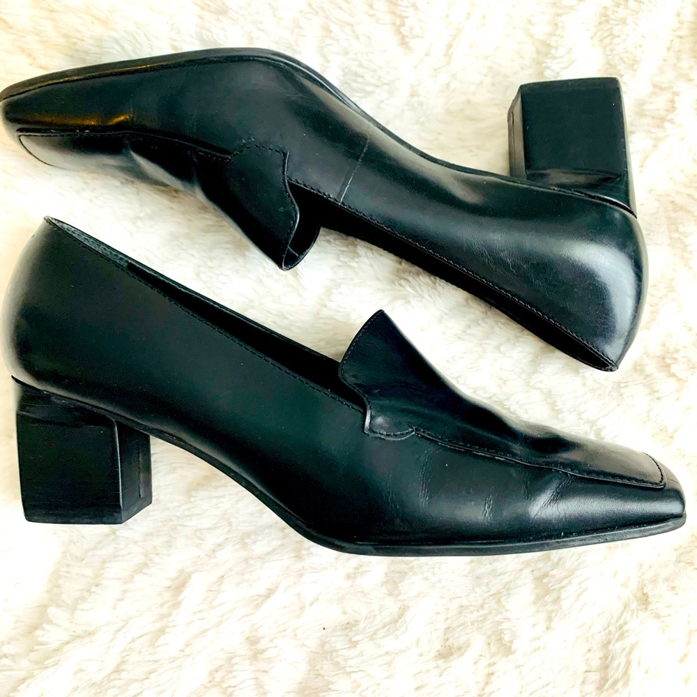 BANDOLINO BLACK STYLISH HEELED LOAFER WORN ONCE EUC SQUARE TOE GREAT FOR OFFICE